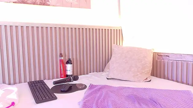 liz_monserrat_1 webcam