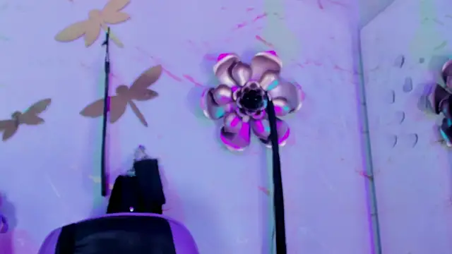 Natasha-Adams webcam