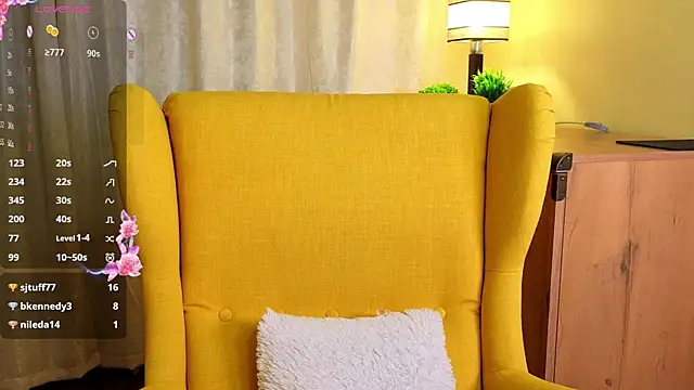 LatinaHuguenin webcam