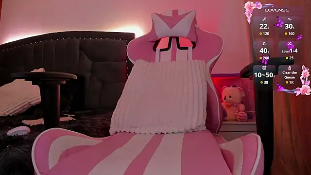 Lilith_blaze_Fg webcam