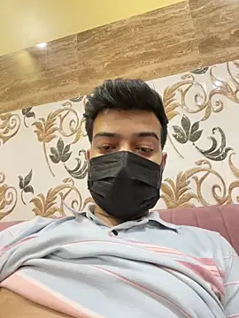 CA_Topper_7837 webcam