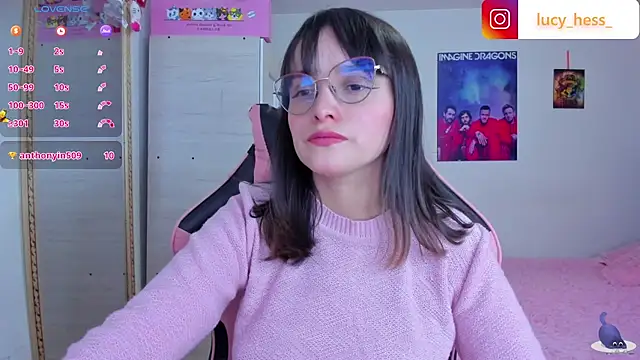 Lucyy-hess webcam