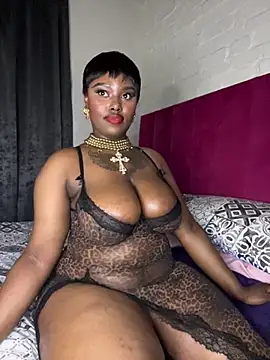 QUEEN_NOBUHLE_FEMDOM_777 webcam