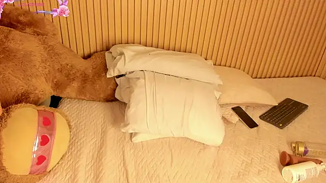 samanthabloom - SamanthaBloom's free webcam - UK Sex Cams