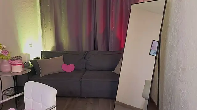 clown_princess - Clown_Princess's free webcam - UK Sex Cams