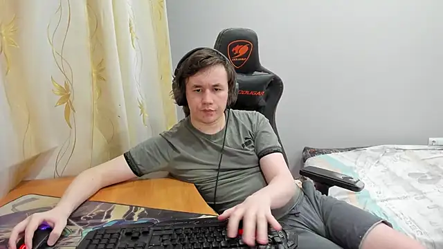 iliaskrislove - Iliaskrislove's free webcam - UK Sex Cams