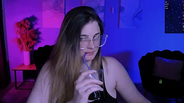 gloria_bubble webcam