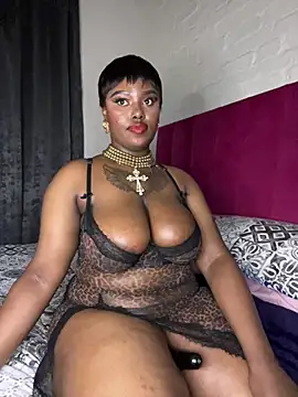 QUEEN_NOBUHLE_FEMDOM_777