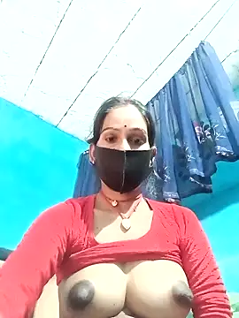 Nandani-758 webcam