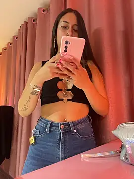 DulceLatinaxo webcam