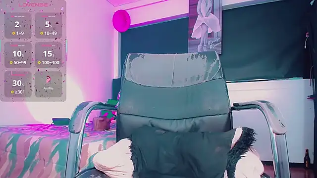 Kendall_hornyy webcam