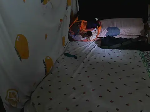 MistyBloomDoll webcam