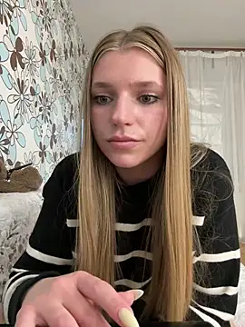 Webcam Model (adel_secret)  is live.Free join now!