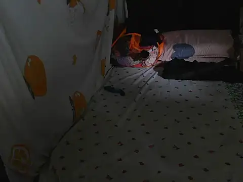 MistyBloomDoll webcam