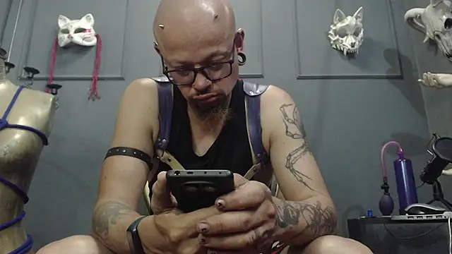 zain_kreigger webcam