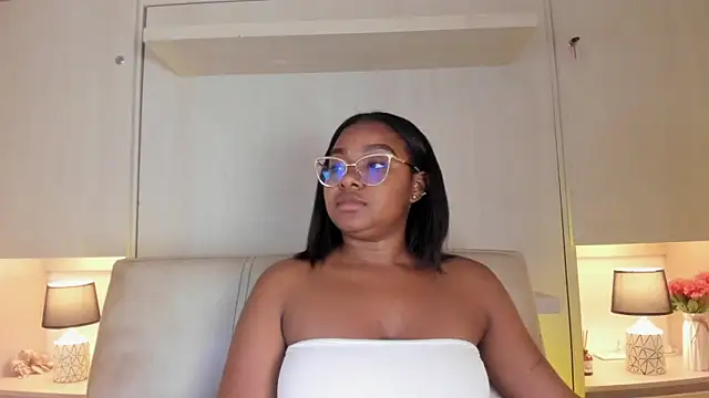 tamaraa_smiith webcam