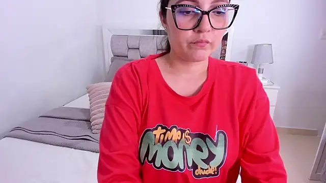 Camilaa_bueno webcam