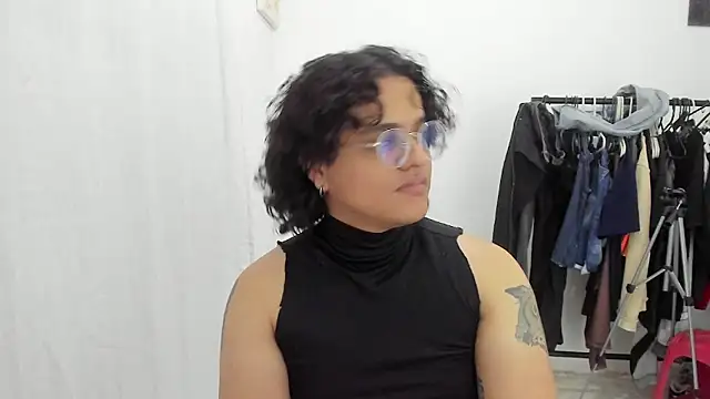 Diane_blossom webcam