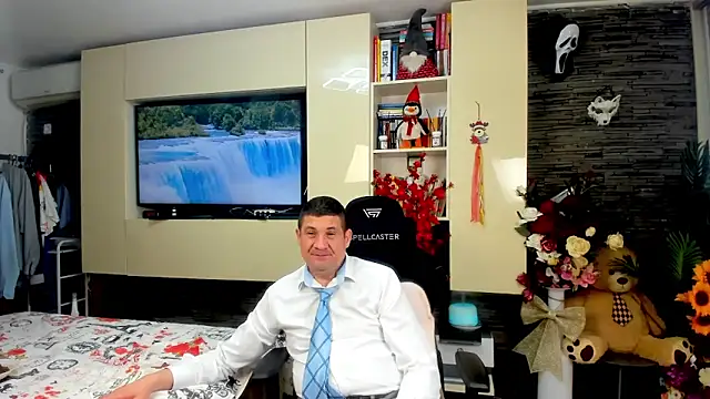 SpartacusDaddy48 webcam