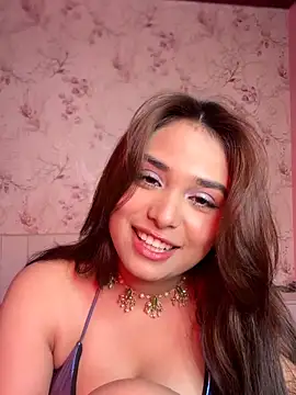 chloiedecker's live cam