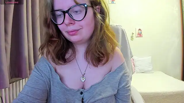 MilisaSweet777 webcam