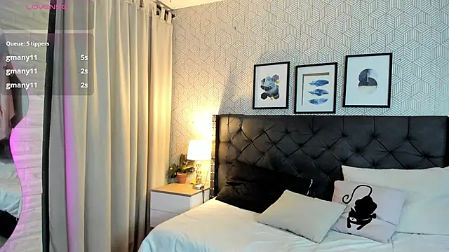 sophie__blare webcam