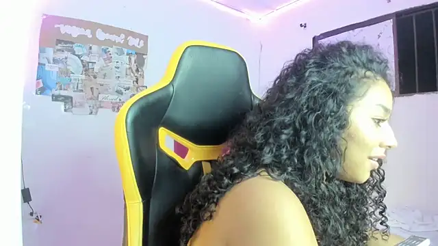 emily_stars1 - Emily_stars1's free webcam - UK Sex Cams