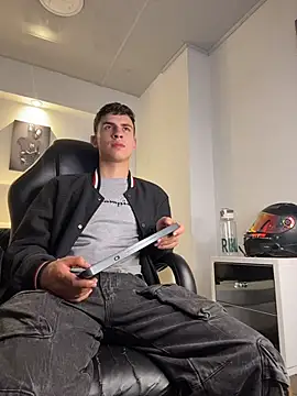 AdrianRinaldi webcam