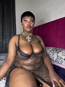 QUEEN_NOBUHLE_FEMDOM_777 webcam