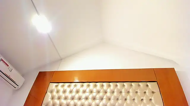 IsabellaaLux_ webcam