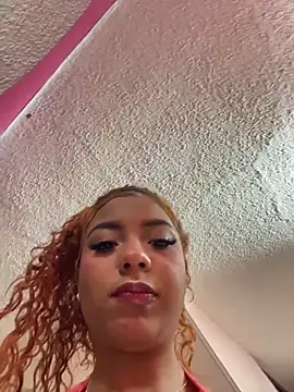 ThePrettyTiana webcam