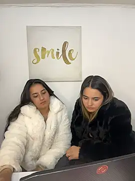 Antonella_Julieta webcam