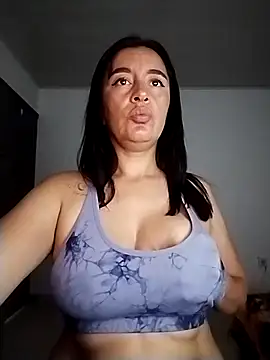 Webcam Model (hailey85)  is live.Free join now!