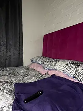 QUEEN_NOBUHLE_FEMDOM_777 webcam