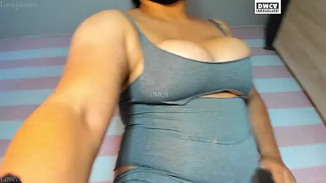 Loveequinn webcam
