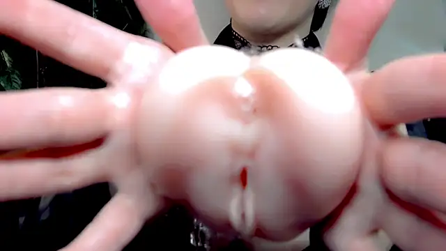 QueenOfUrKink webcam