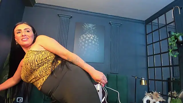 scarlet_edwars webcam