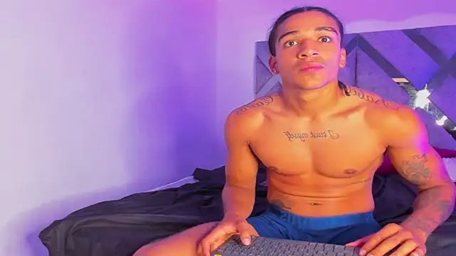 jazmin_and_aroon2 webcam