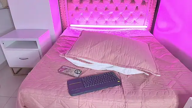 Sweet_Sofiii_ webcam