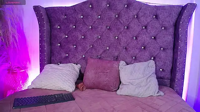 Elizabeth_Evans1 webcam