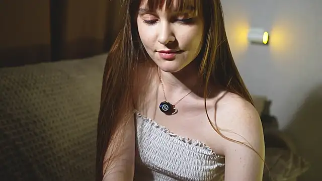 lllbombshelll webcam