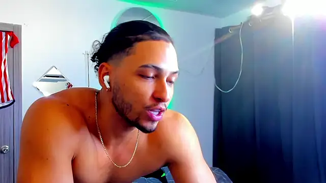 Kris_Khalifa69 webcam