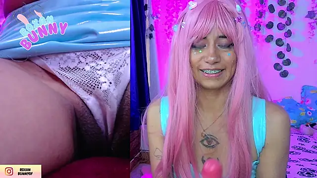 Roxanbunny1 webcam