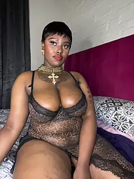 QUEEN_NOBUHLE_FEMDOM_777