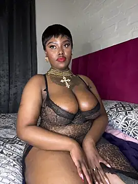 QUEEN_NOBUHLE_FEMDOM_777