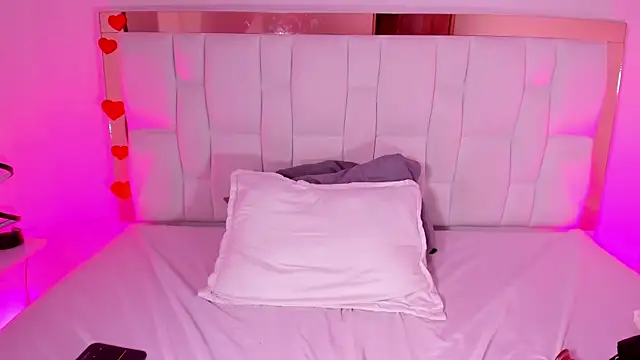 AliciaWhite_nt webcam