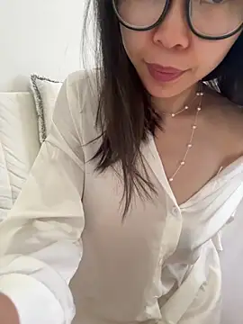 美女yaoyao_ella在线直播