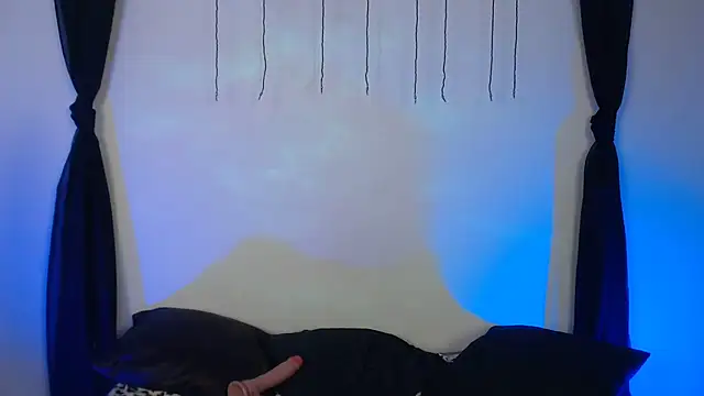 Agatha_Tenebris webcam