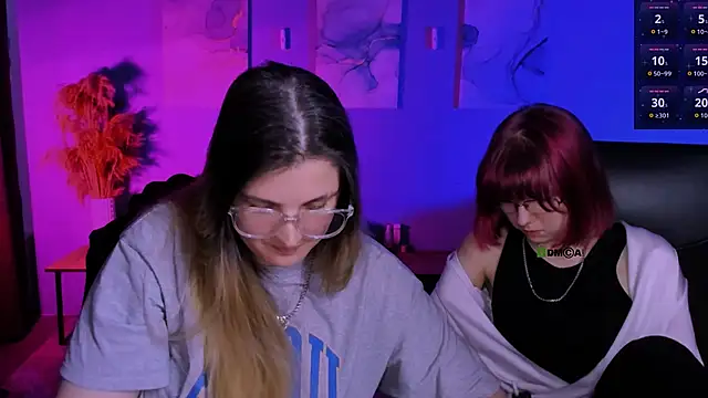 gloria_bubble webcam