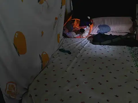 MistyBloomDoll - Live Cam